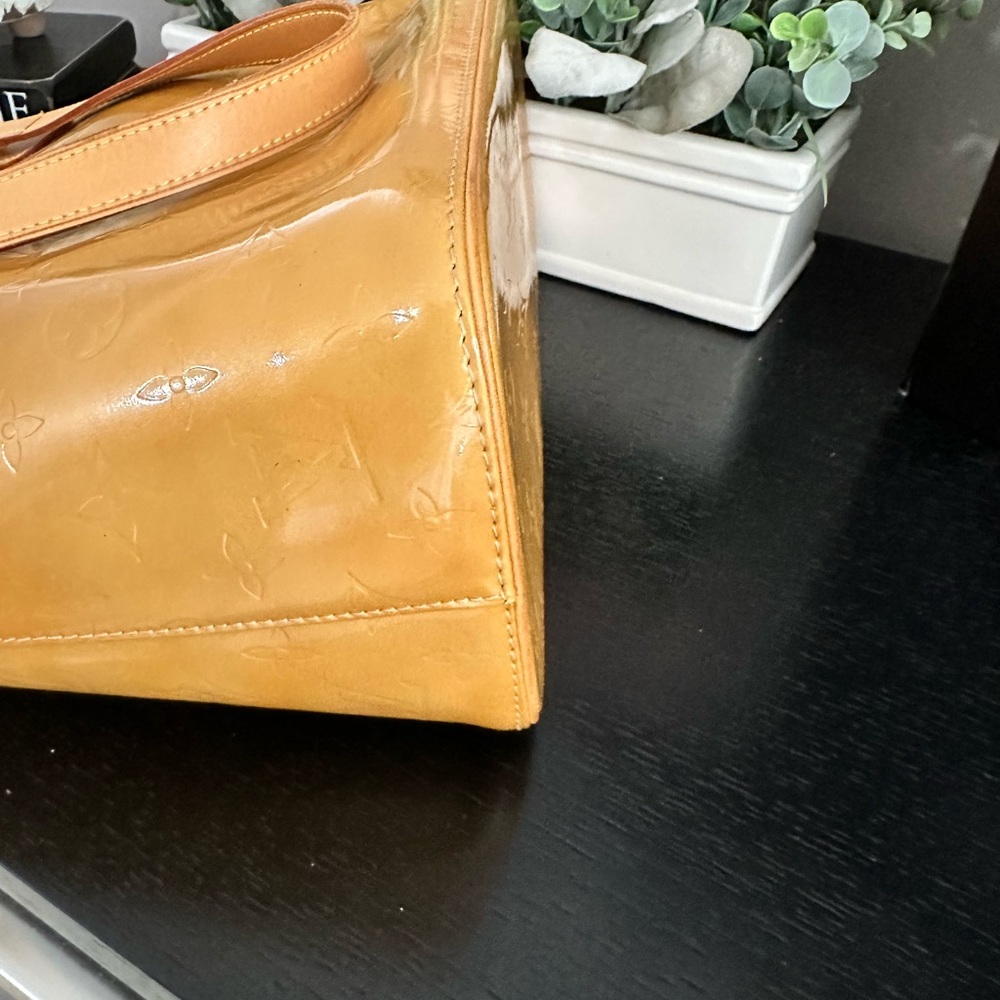 Louis Vuitton Yellow Vernis Tote Bag - Picture 7 of 16